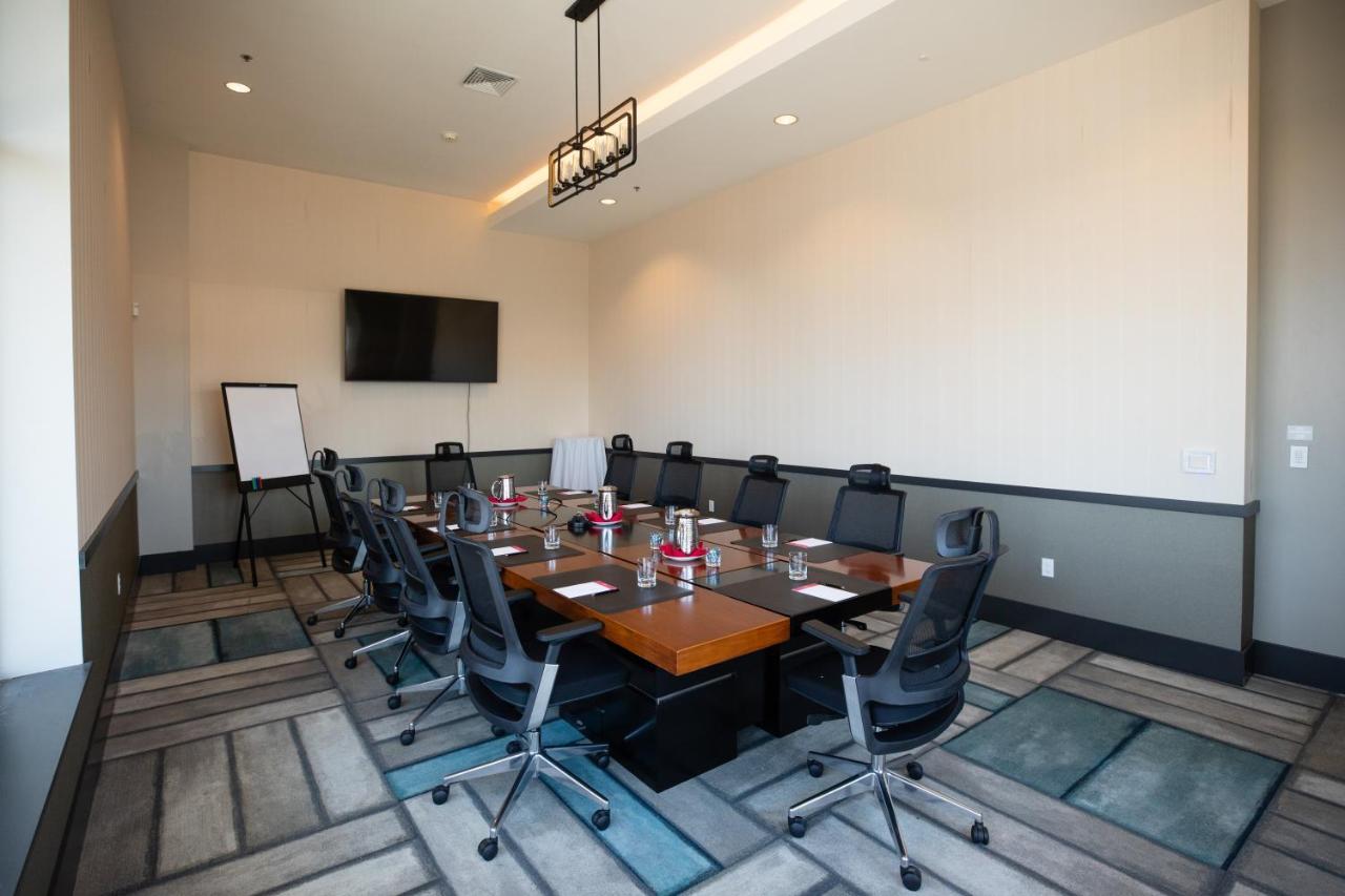 Hotel Indigo Seattle Everett Waterfront Place By Ihg מראה חיצוני תמונה